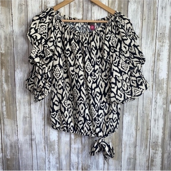Vince Camuto Tops - Vince Camuto Printed Off The Shoulder Bubble Sleeve Tie Front Blouse